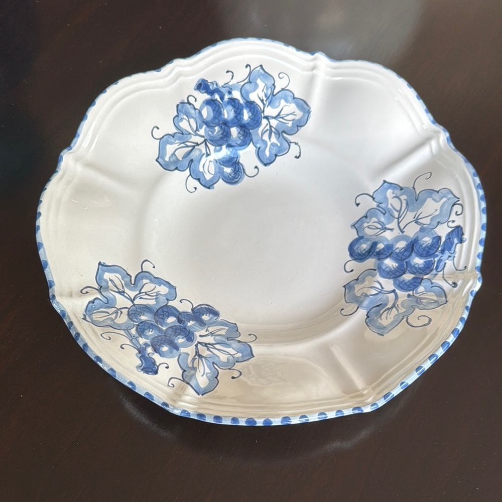 Arte Italica Blue and White Grapevine Serving Bowl